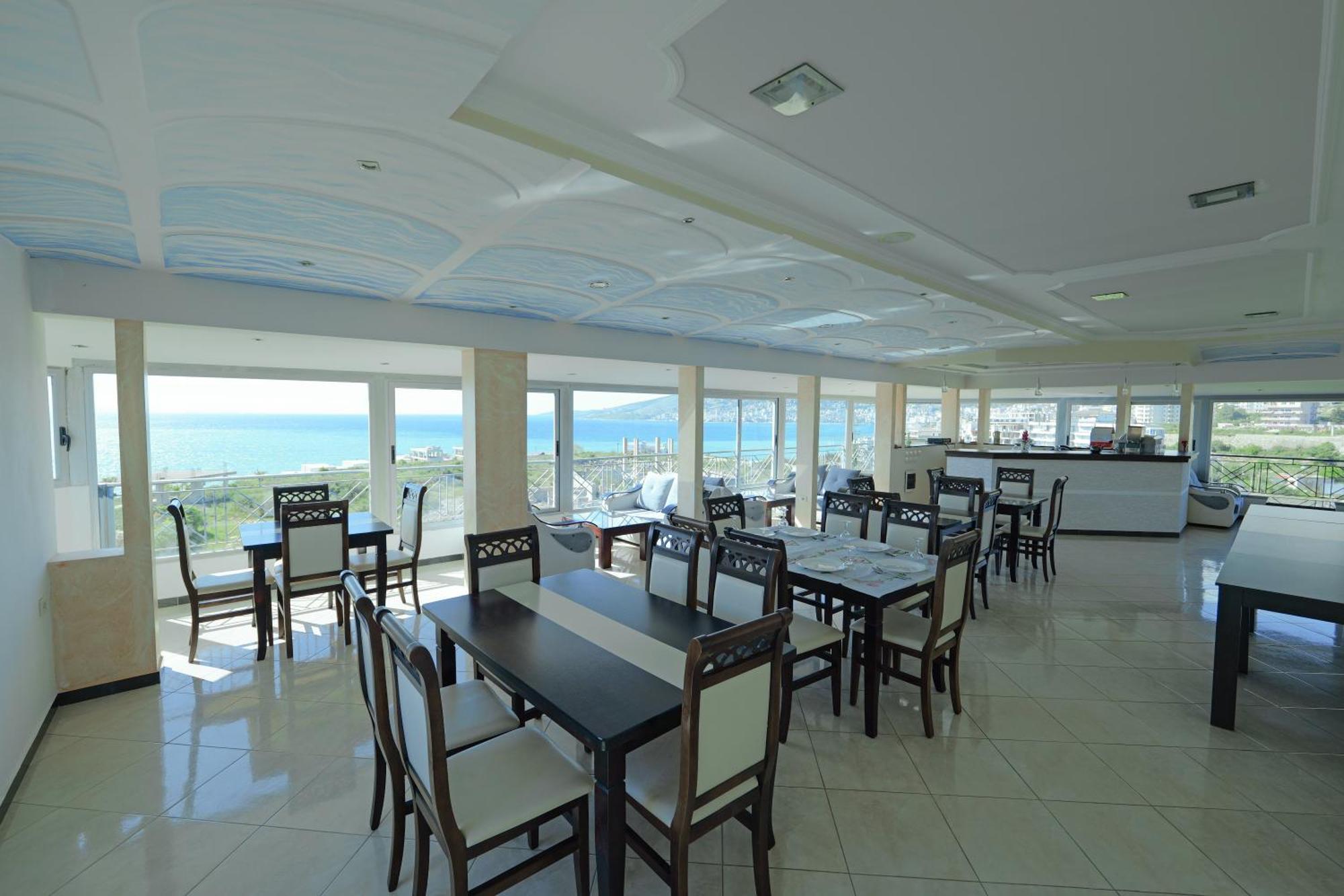 Hotel Holiday Sarandë 外观 照片