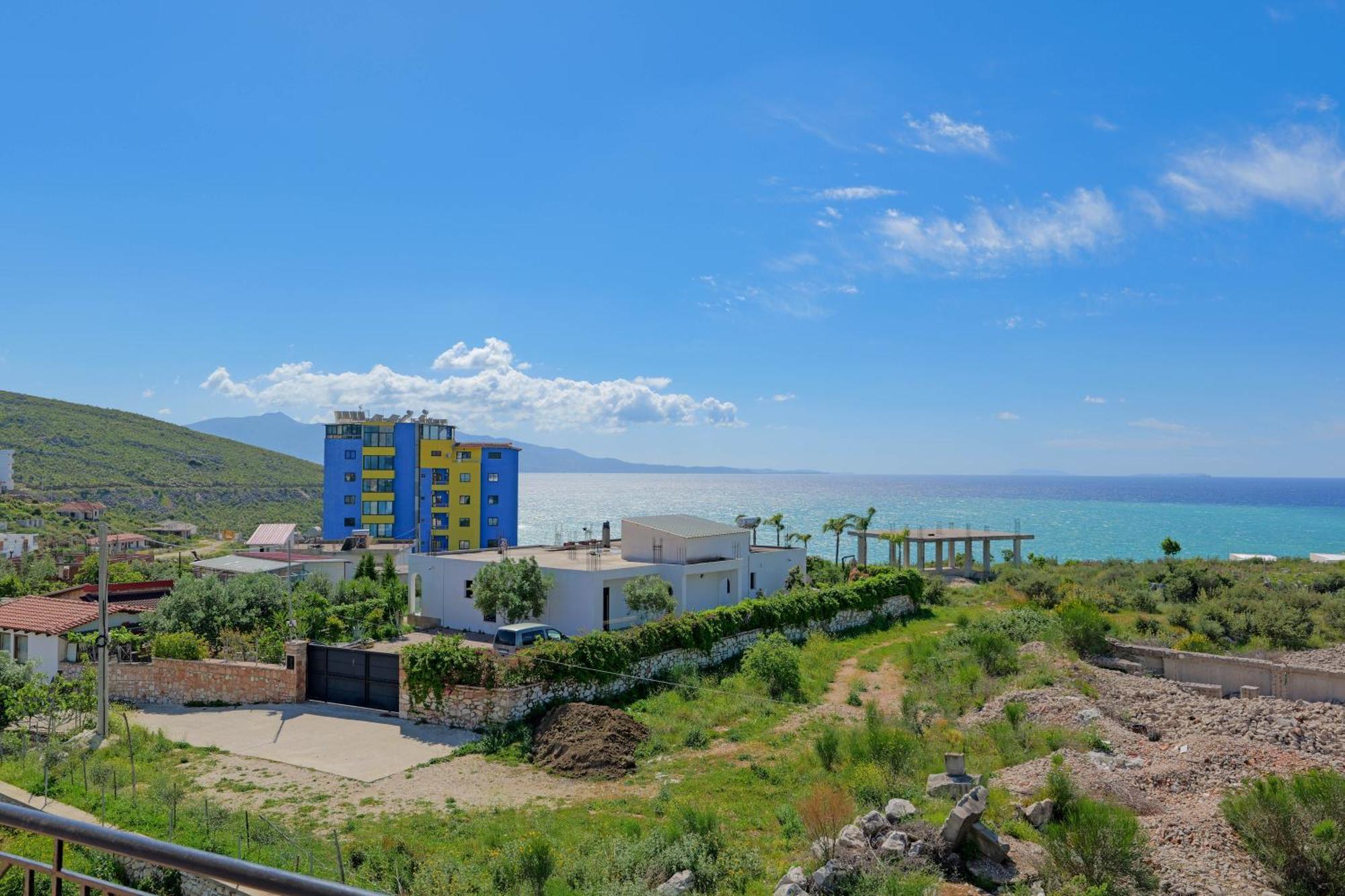 Hotel Holiday Sarandë 外观 照片