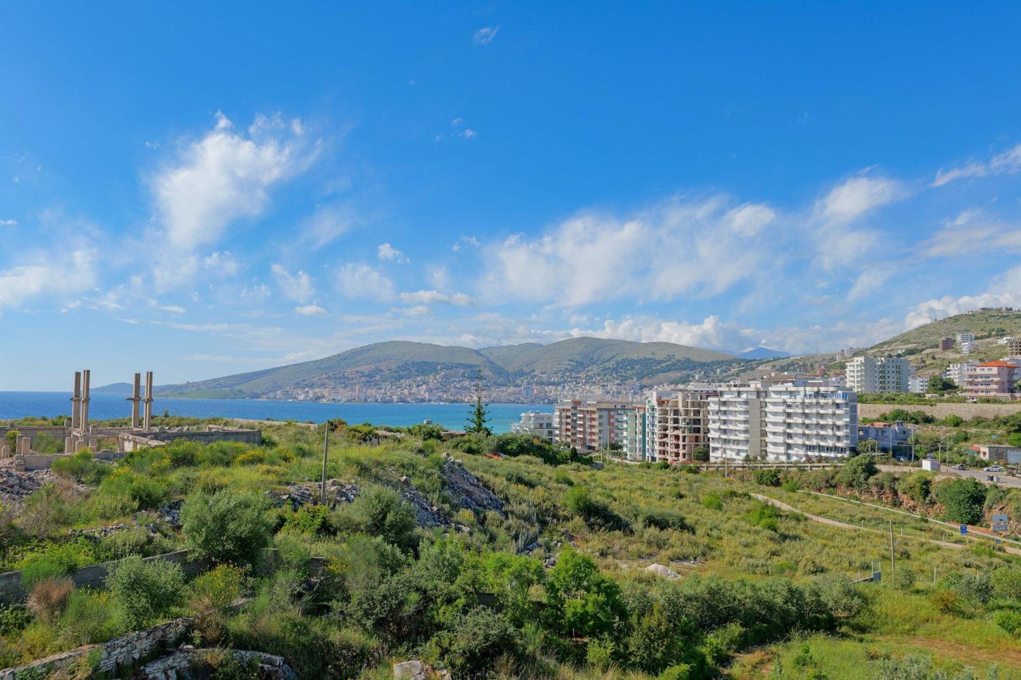 Hotel Holiday Sarandë 外观 照片